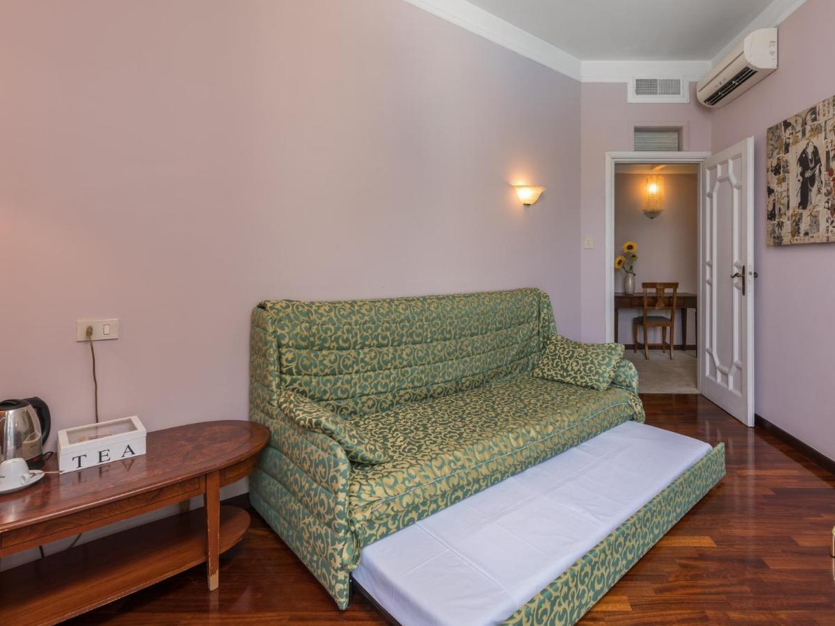 Villa Cappellina ตอสโกลาโน มาแดร์โน ภายนอก รูปภาพ