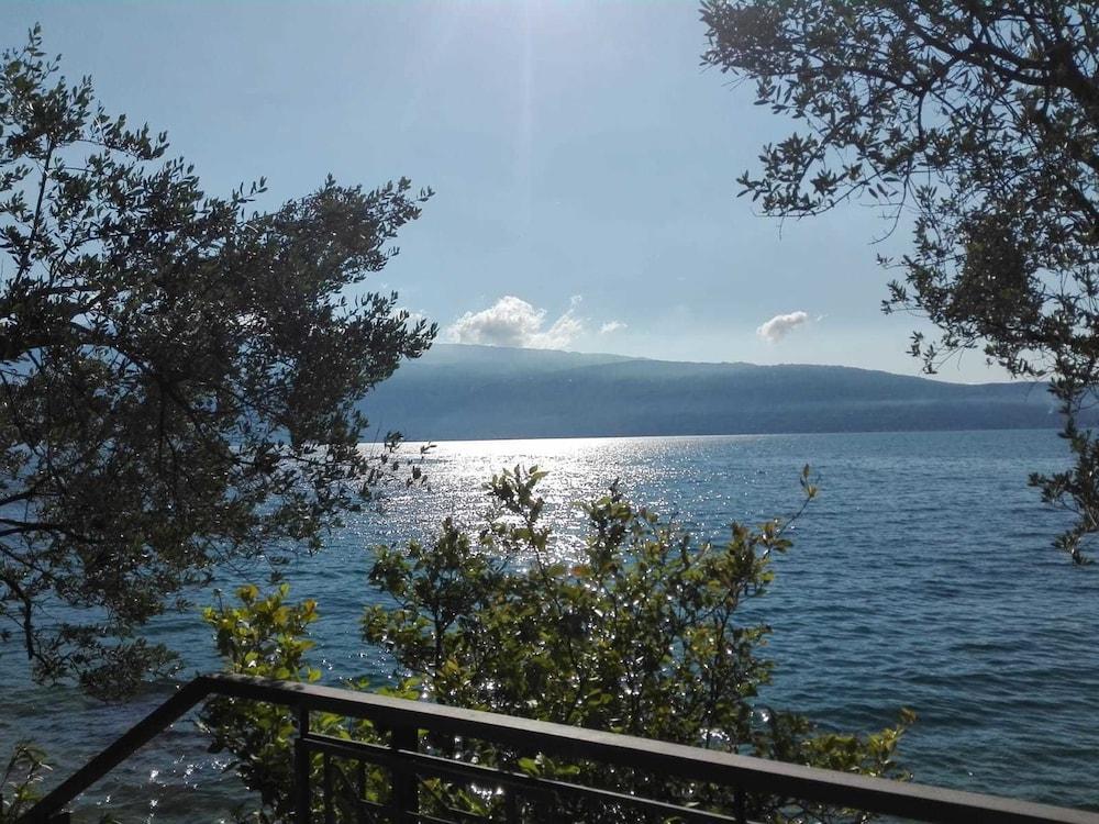 Villa Cappellina ตอสโกลาโน มาแดร์โน ภายนอก รูปภาพ