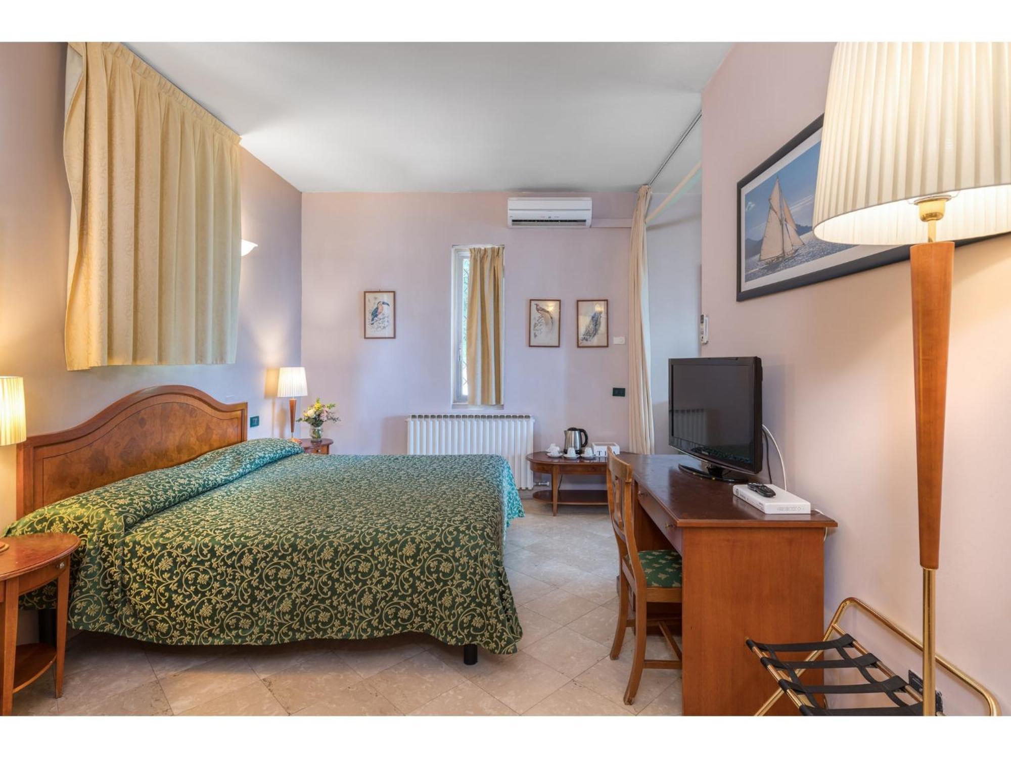 Villa Cappellina ตอสโกลาโน มาแดร์โน ห้อง รูปภาพ