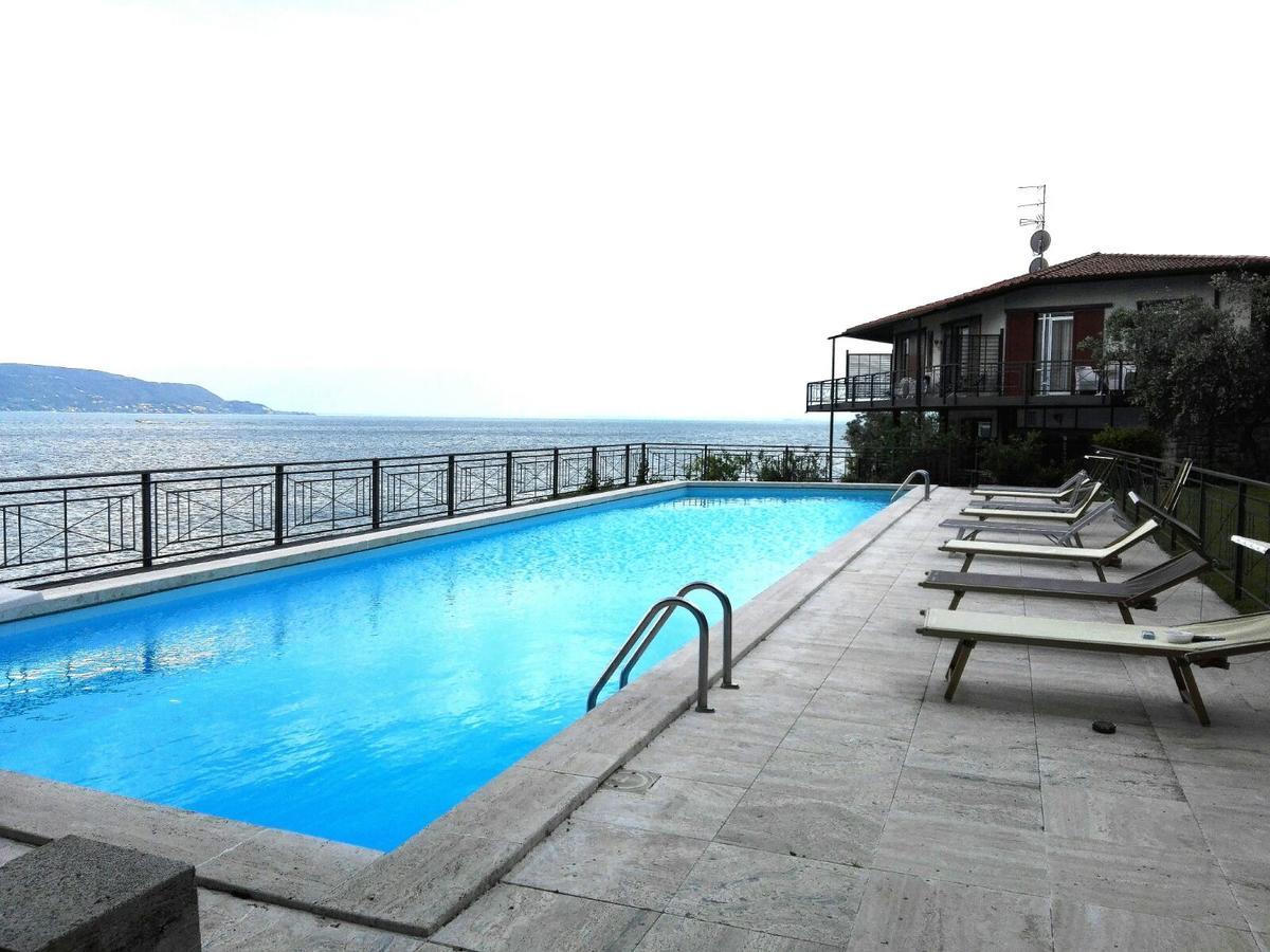 Villa Cappellina ตอสโกลาโน มาแดร์โน ภายนอก รูปภาพ
